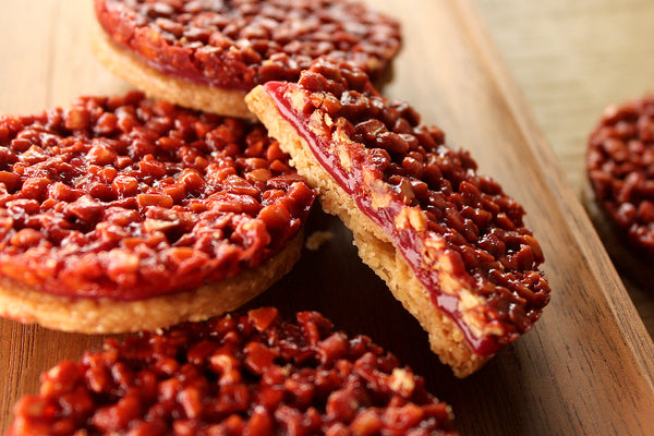 【商品紹介】美しい赤い色のクッキー　ルージュ